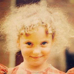 Meet your Posher, Louisa